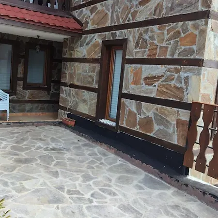 Spacious One-bedroom With Large Panoramic Terrace Lejlighed